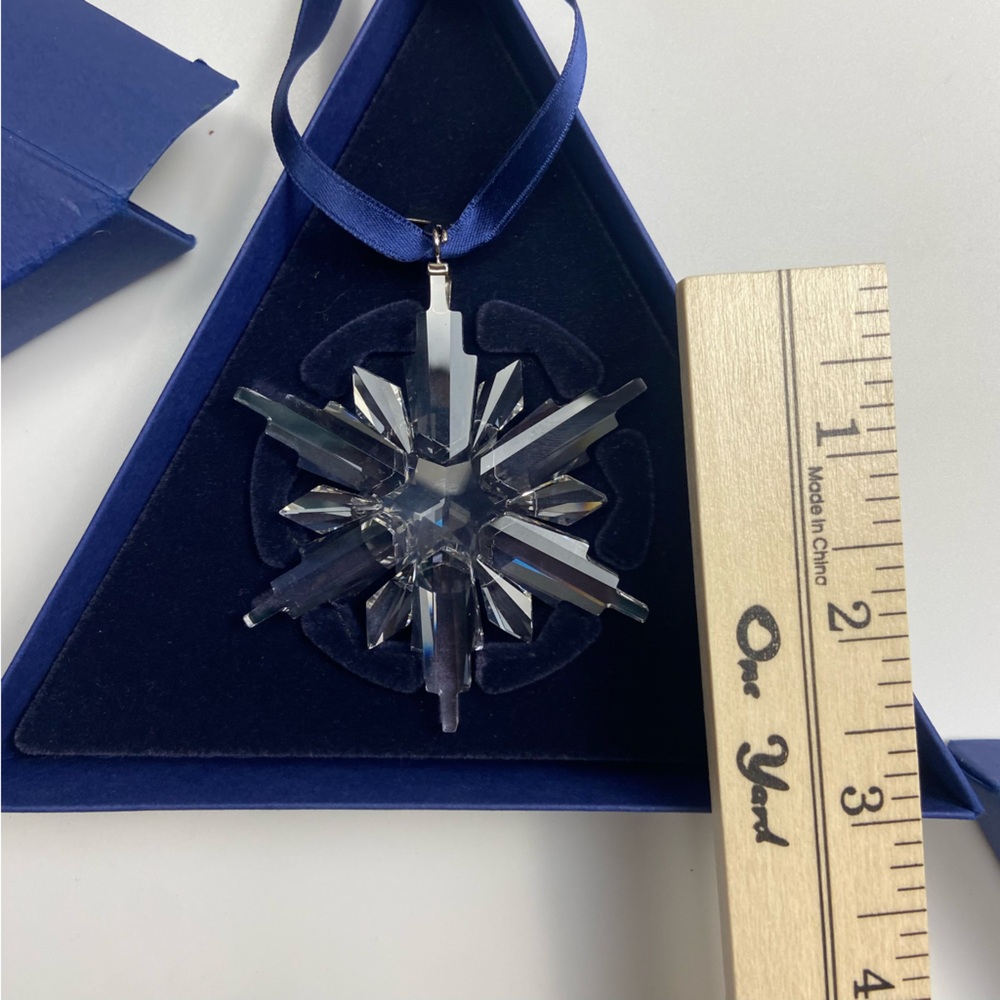 NWB Swarovski 2006 Crystal Snowflake Christmas Ornament New - Picture 10 of 12